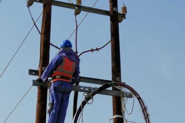 Abu Omran Electrical engineering services LLC provides electrical services in Sultanate of Oman since 1995